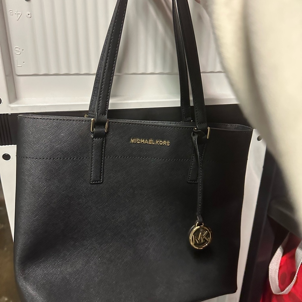 Michael Kors Elegant Black Tote